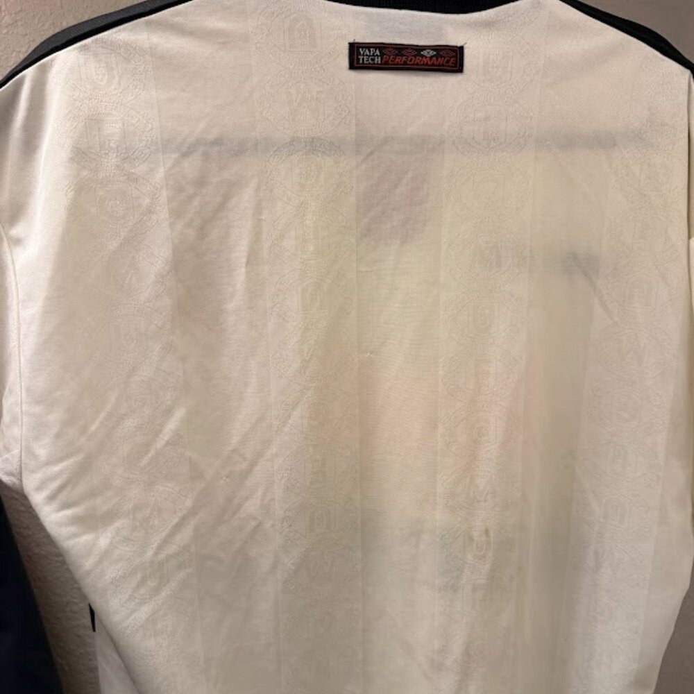 Vintage 1994-96 Manchester United Away Jersey Medium - Picture 2 of 4